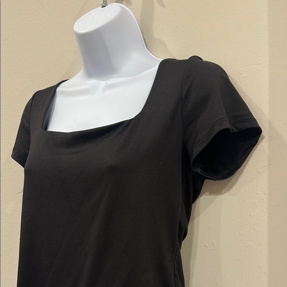 Classic Black Women's Top- large - Picture 2 of 5